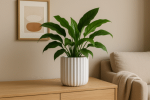 Minimalizm czy eklektyzm? Jakie dodatki wybrać do nowoczesnego wnętrza